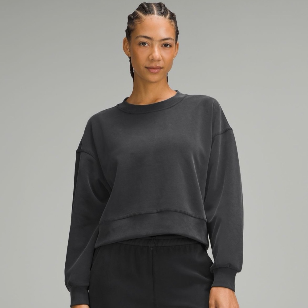 Lululemon Perfectly Oversized Cropped Crew *Black
